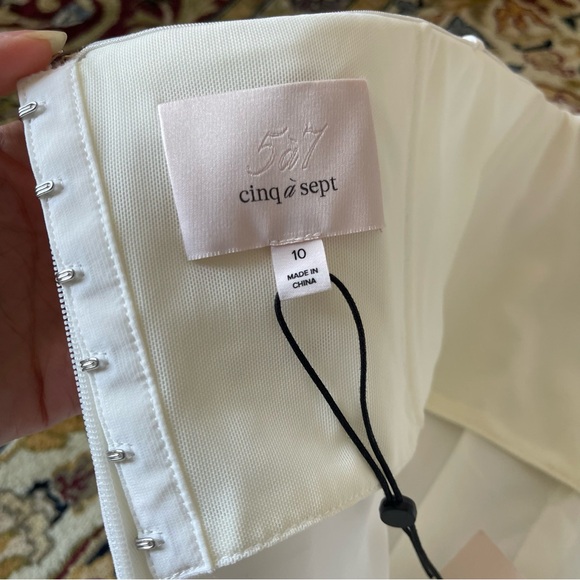 Cinq a sept NWT Dress sz 10 - Picture 5 of 16